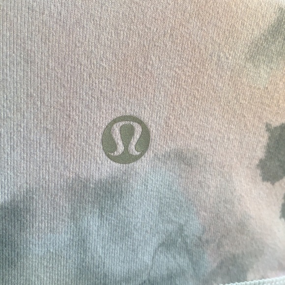 Lululemon Scoop Neck Tank Sz 8 - Picture 5 of 7